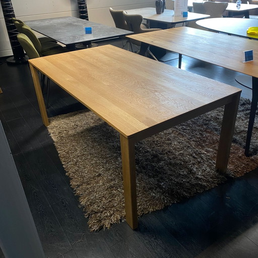 Opus (extendable) – Bert Plantagie, eettafels