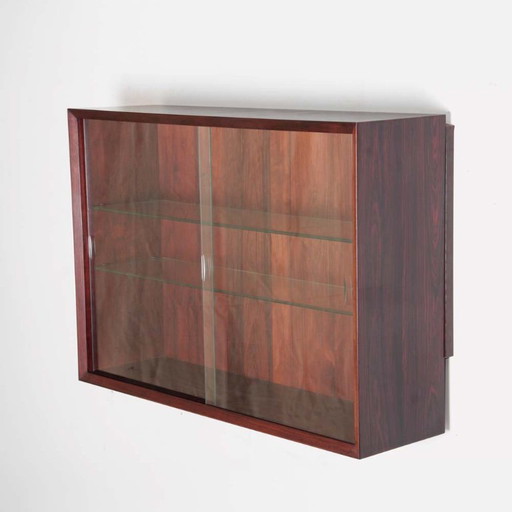 Scandinavian wall-mounted display case in rosewood by Poul Cadovius, 1960
