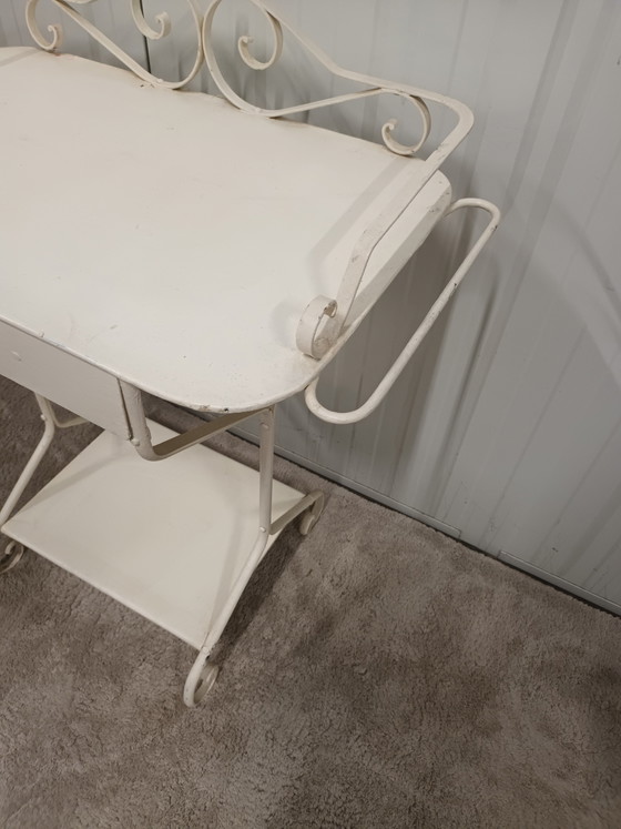 Image 1 of Beistelltisch aus Metall mit Schublade