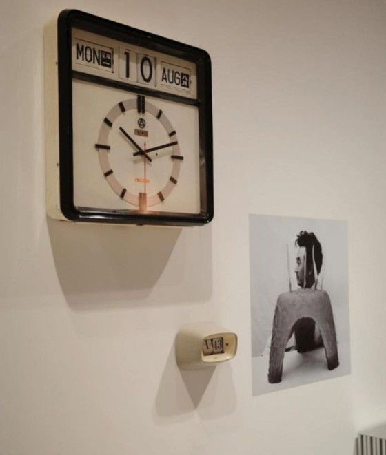 Image 1 of Importante horloge calendrier Twemco Auto-20 1970