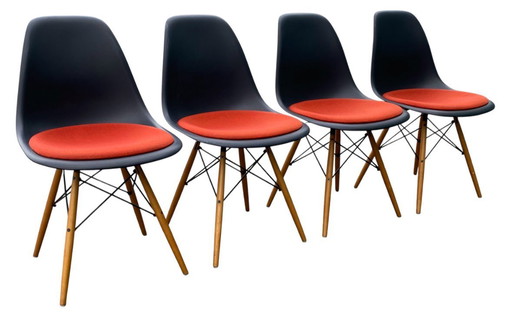 4x Vitra Eames DSW with upholstered seat