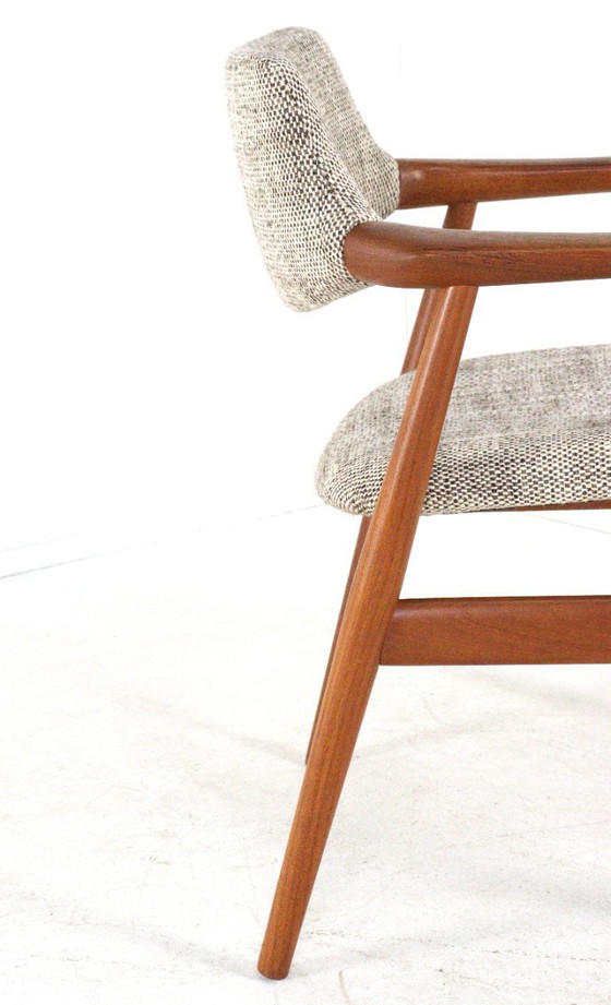 Image 1 of Svend Åge Eriksen voor Glostrup GM11 stoel vintage Deens design nieuw gestoffeerd