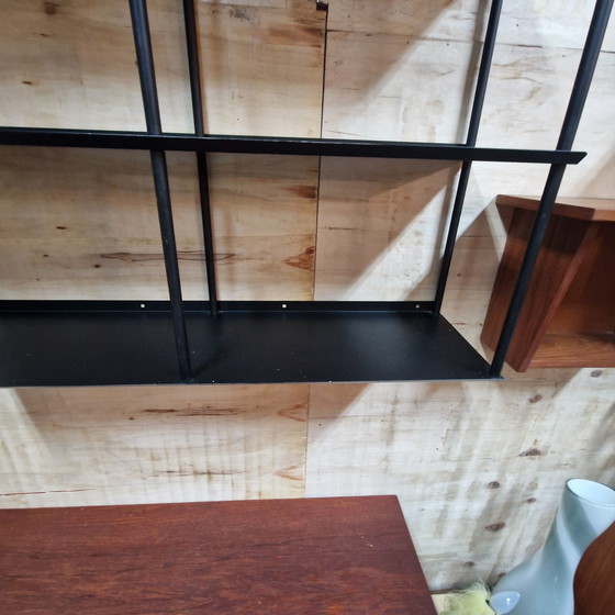 Image 1 of Porta libri da parete vintage in metallo