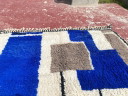 Large Vintage Beni Ourain Rug 255x170 cm – Abstract Moroccan Wool Rug – Blue & Beige Geometric Design – Statement Boho / Modern 