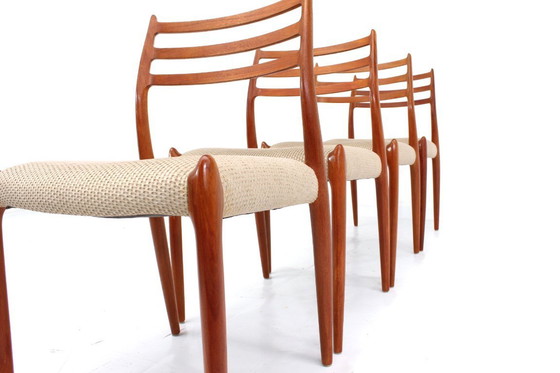 Image 1 of als nieuw, Set van 4 Niels O. Møller by J.L. Møllers, Model 78 Vintage Teak Deense Eetkamerstoelen, nieuwe bekleding, RP. 5160,-