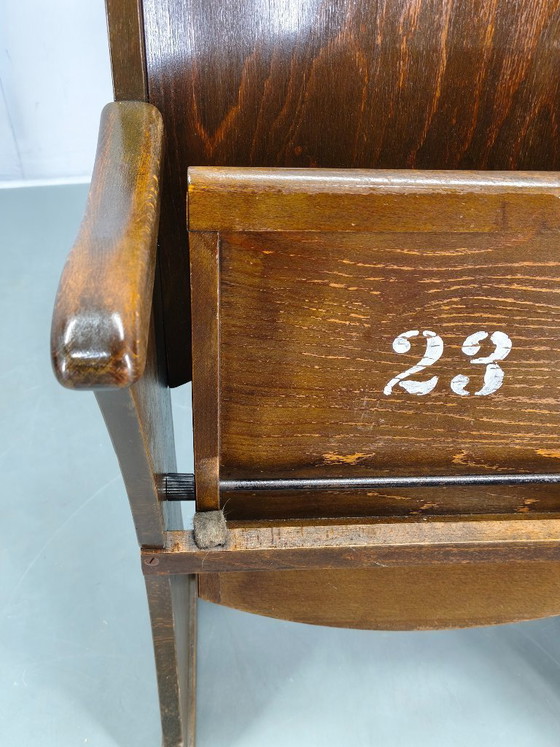 Image 1 of Poltrona da cinema vintage anni '50 in legno di faggio, seduta da teatro.