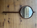 Specchio a mano e calzascarpe in legno, stile scandinavo, vintage anni '70