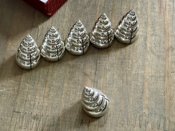 Image 1 of Set of 12 vintage shell-shaped place card holders