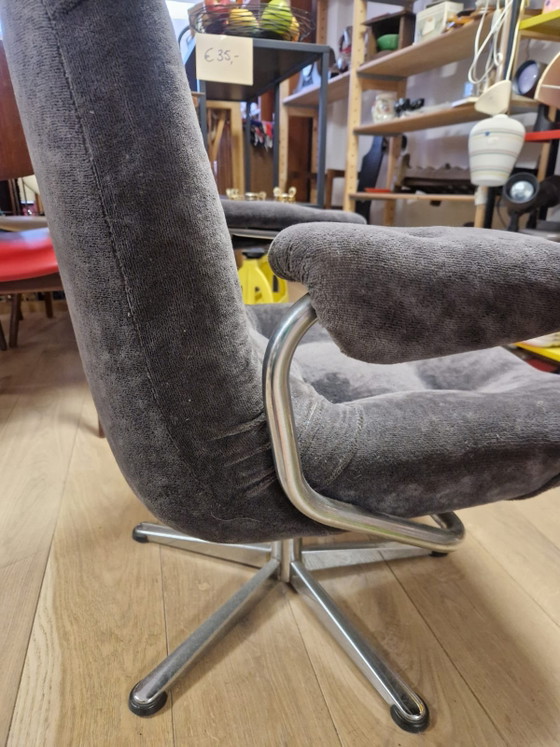 Vintage TV Armchair – Metal, Textile (photo 10 of 11)