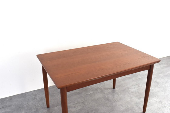 Image 1 of Table de salle à manger extensible en teck danois, style milieu du XXe siècle, années 1960.