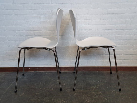 Fritz Hansen Dining set by Arne Jacobsen – Metal, Wood, Vintage (photo 15 of 18)