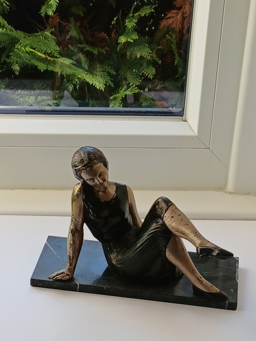 Statuetta Art Déco "Elegante donna languida" in lega di zinco - anni '30 – decoratieve objecten, Other (photo 2 of 8)