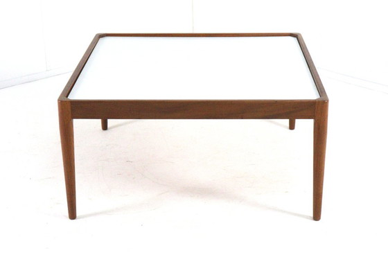 Image 1 of Table basse carrée à plateau réversible, vintage « Hilleberg »