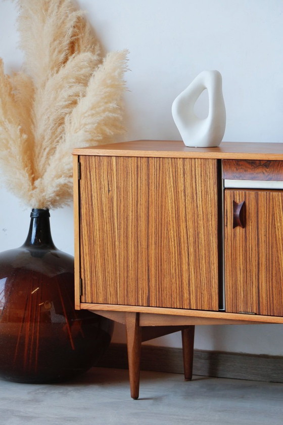 Image 1 of Zebrano Scandinavisch dressoir - Vintage jaren 60 buffet