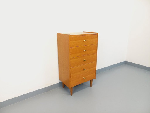 Cómoda vintage de roble de los años 60