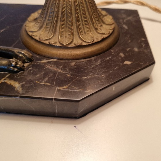 Image 1 of Art Deco bureaulamp in regula met windhonden