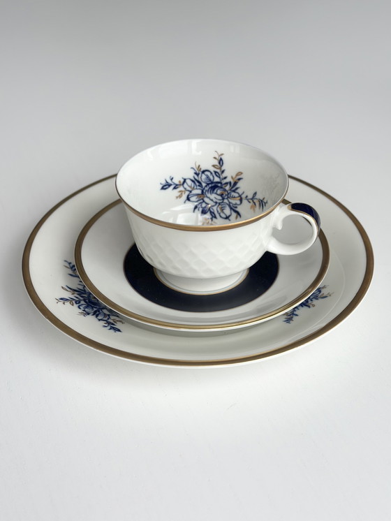 Image 1 of Fine China - Servizio in porcellana della RDT, 22 pezzi | Blu e oro, pareti sottili