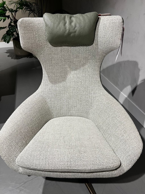Leolux Caruzzo + Pouf