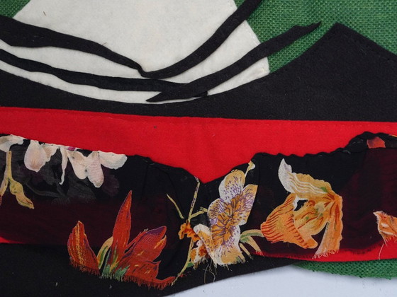 Colgante de pared textil „Musical Singer“ de Mathilde Renes, Países Bajos, 2018 – III – Decoración de pared (photo 5 of 10)