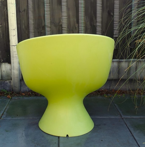 Image 1 of Karim Rashid Kite lounge chair voor Label 2004 limegroen