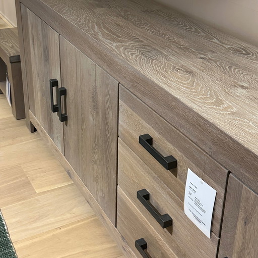 BKS Furniture MWP sideboard