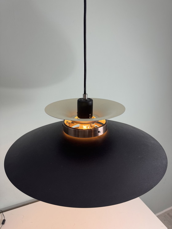 Image 1 of Bellissima lampada a sospensione di design danese, nera e color rame