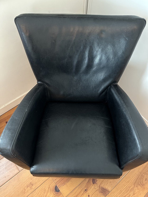 Image 1 of Poltrona in pelle nera