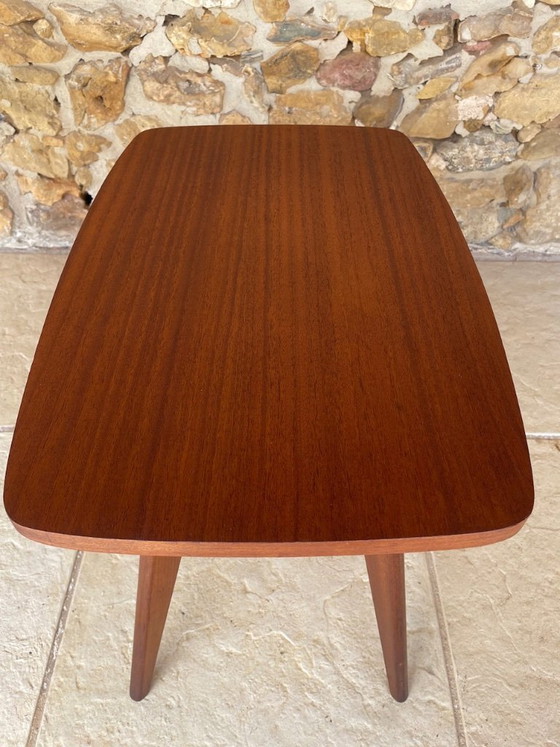 Image 1 of Table d'appoint vintage en acajou, style milieu du siècle, années 1960