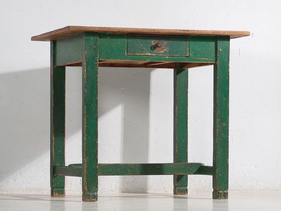Antiker grüner Holztisch (ca. 1920) – Esstische (photo 16 of 40)