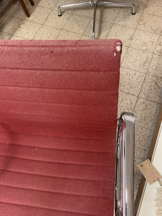 Image 1 of 4x sedie di design marca: vitra wine red