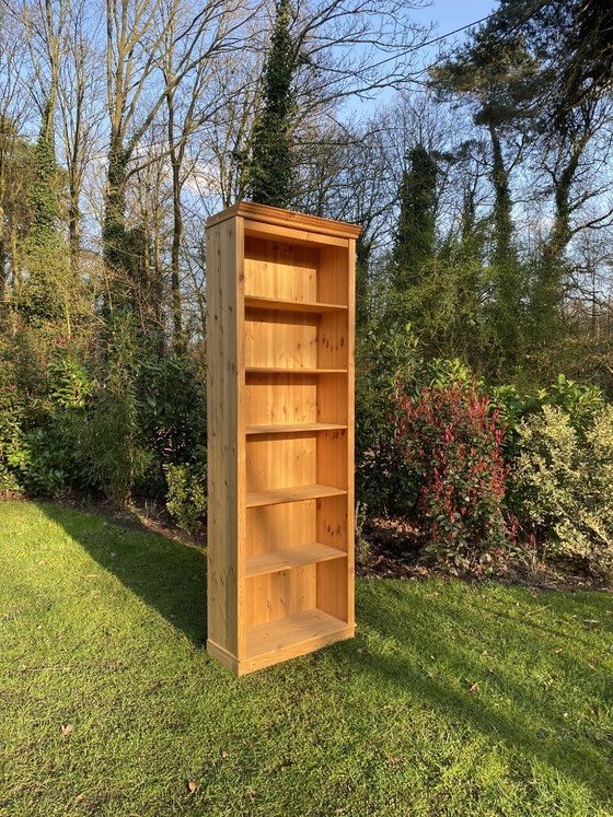 Image 1 of Hohes Kiefernholz-Bücherregal, 223 cm hoch, Notio Living Design