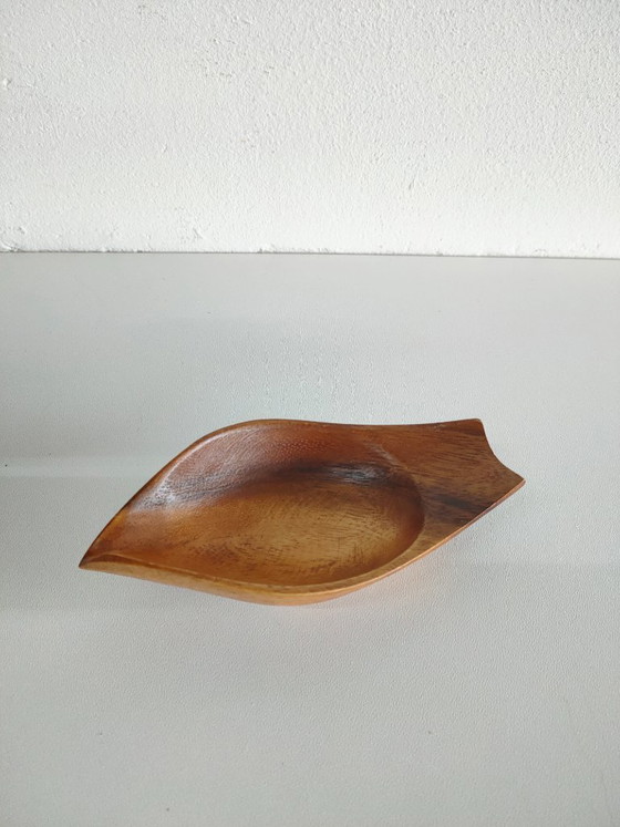 Image 1 of Vintage wooden 'Lotus Flower' appetizer server (appetizer dishes)