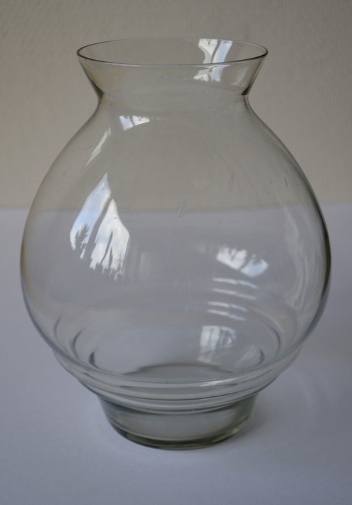Ball Vase Copier