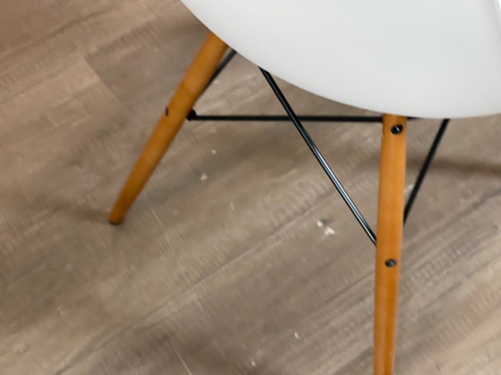 Vitra DSW Wit/Hout - MEER OP VOORRAAD – Eetkamerstoelen, Metal, Plastic (photo 14 of 15)