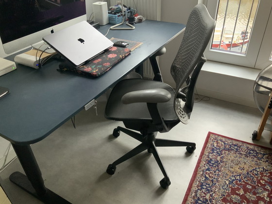 Image 1 of Sedie da ufficio Herman Miller grigie 2 pezzi in ottime condizioni