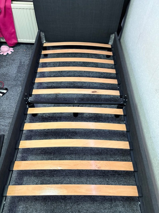 Image 1 of 2 nieuwe eenpersoons bedden te koop!!