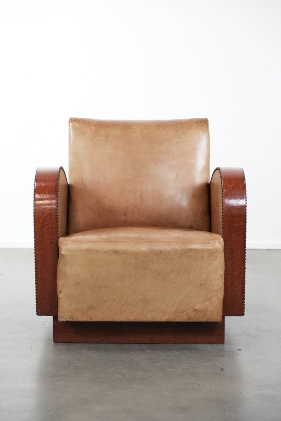 Image 1 of Fauteuil de style Art déco en cuir de vachette d'une belle couleur cognac clair