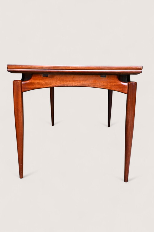 Rare Large Extendable Dining Table Louis van Teeffelen in Teak