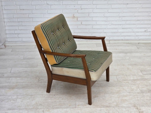 Dänischer Sessel aus den 1960er Jahren, Möbelwolle, Buchenholz – fauteuils, Wood, Wool (photo 2 of 17)