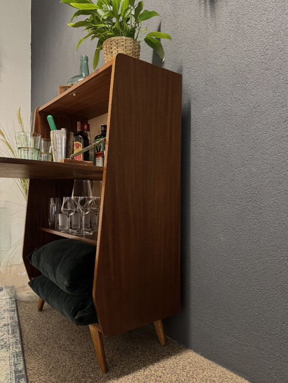 Image 1 of Vintage teak drankkastje met schuine pootjes (Jaren '60)