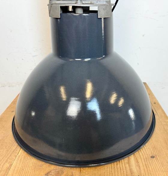 Image 1 of Lampada a sospensione industriale francese in smalto blu scuro di MAZDA, anni '60