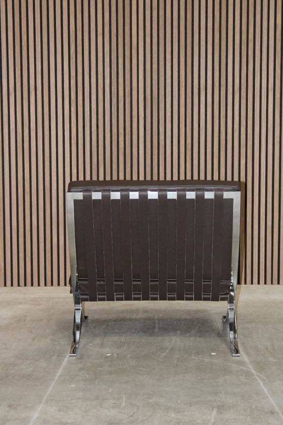 Image 1 of Poltrona Knoll Barcelona - Pelle Volo color cioccolato