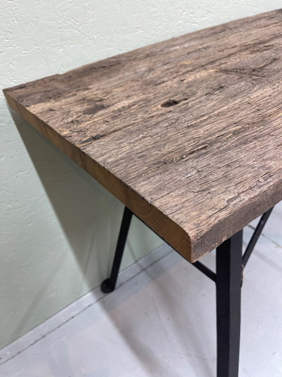 Image 1 of Stabile Werkbank von einem alten Schiff