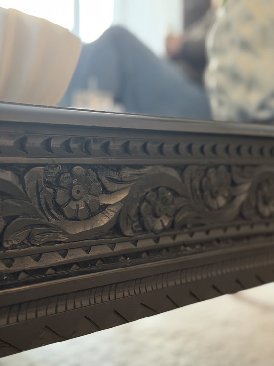 Image 1 of Tavolino da caffè artigianale in legno massello di sheesham - pezzo unico