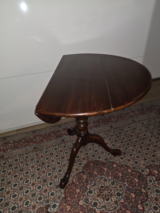 Image 1 of Victorian 19th century tripod table