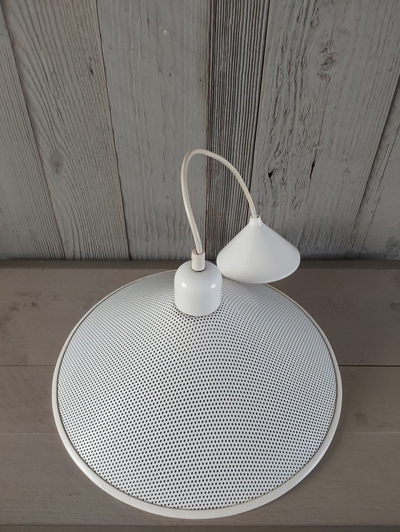 Image 1 of Dänische weiße Design-Pendelleuchte aus den 1970er Jahren