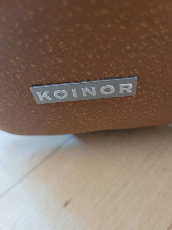 Image 1 of Bank met twee leren fauteuils