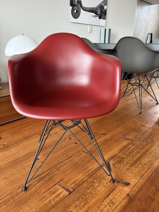Vitra DAR chair