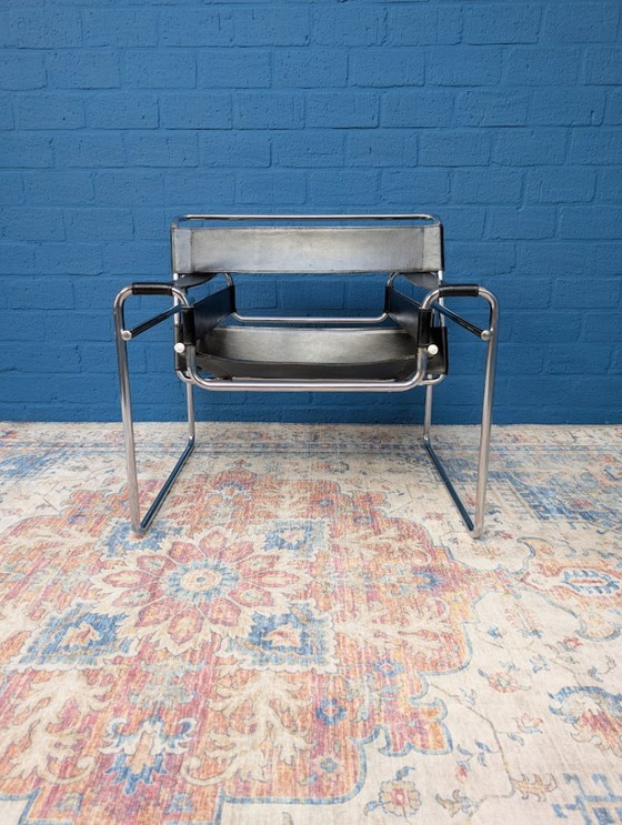 Image 1 of Poltrona Wassily vintage, stile Marcel Breuer