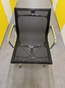 Vitra Eames EA108 Draaibaar Verchroomd Netweave